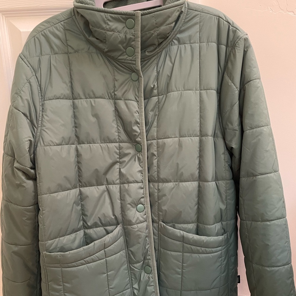 Vans Women's Olive Puffer Jacket
